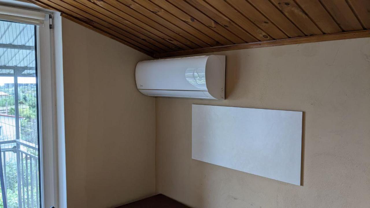 Guest House Dacha Karolino-Buhaz Kültér fotó