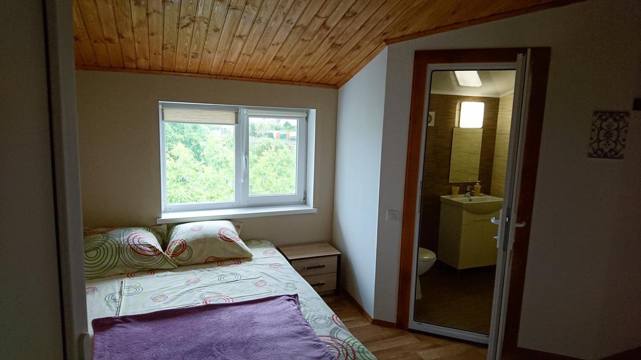 Guest House Dacha Karolino-Buhaz Kültér fotó