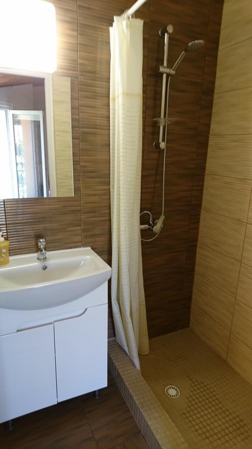Guest House Dacha Karolino-Buhaz Kültér fotó