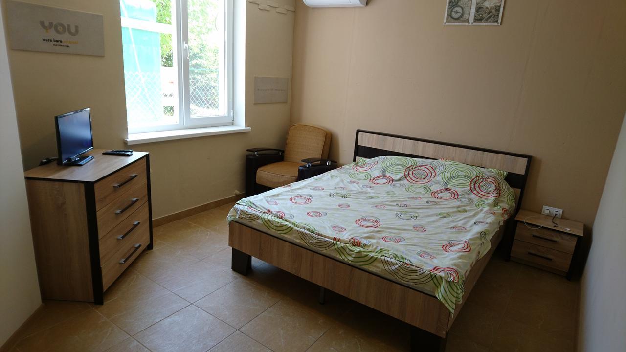 Guest House Dacha Karolino-Buhaz Kültér fotó