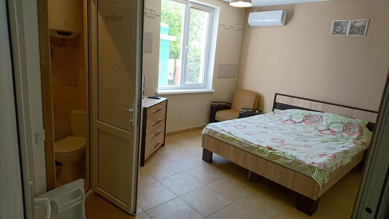 Guest House Dacha Karolino-Buhaz Kültér fotó